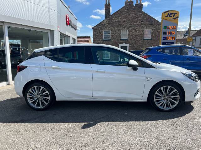 2020 Vauxhall Astra 1.2 Turbo 145 SRi VX-Line Nav 6-Speed Manual 5dr***SAT NAV+APPLE CARPLAY/ANDROID AUTO**