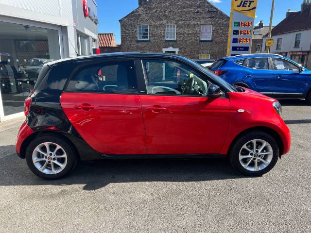 2015 Smart Forfour 1.0 Passion 5dr 5-Speed Manual***£20 ROAD TAX**