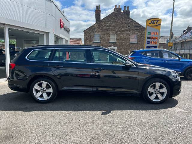 2019 Volkswagen Passat 2.0 TDI (150PS) EVO SCR SE Nav 6-Speed Manual 5dr**POPULAR ESTATE+LOTS OF SPEC**