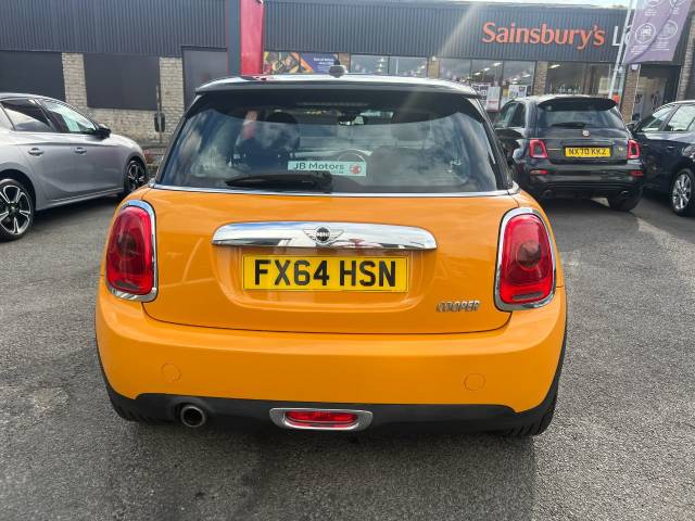 2015 Mini Hatchback 1.5 Cooper (136PS) 6-Speed Manual 3dr**OVER £2,500 OF OPTIONS+£20 ROAD TAX**