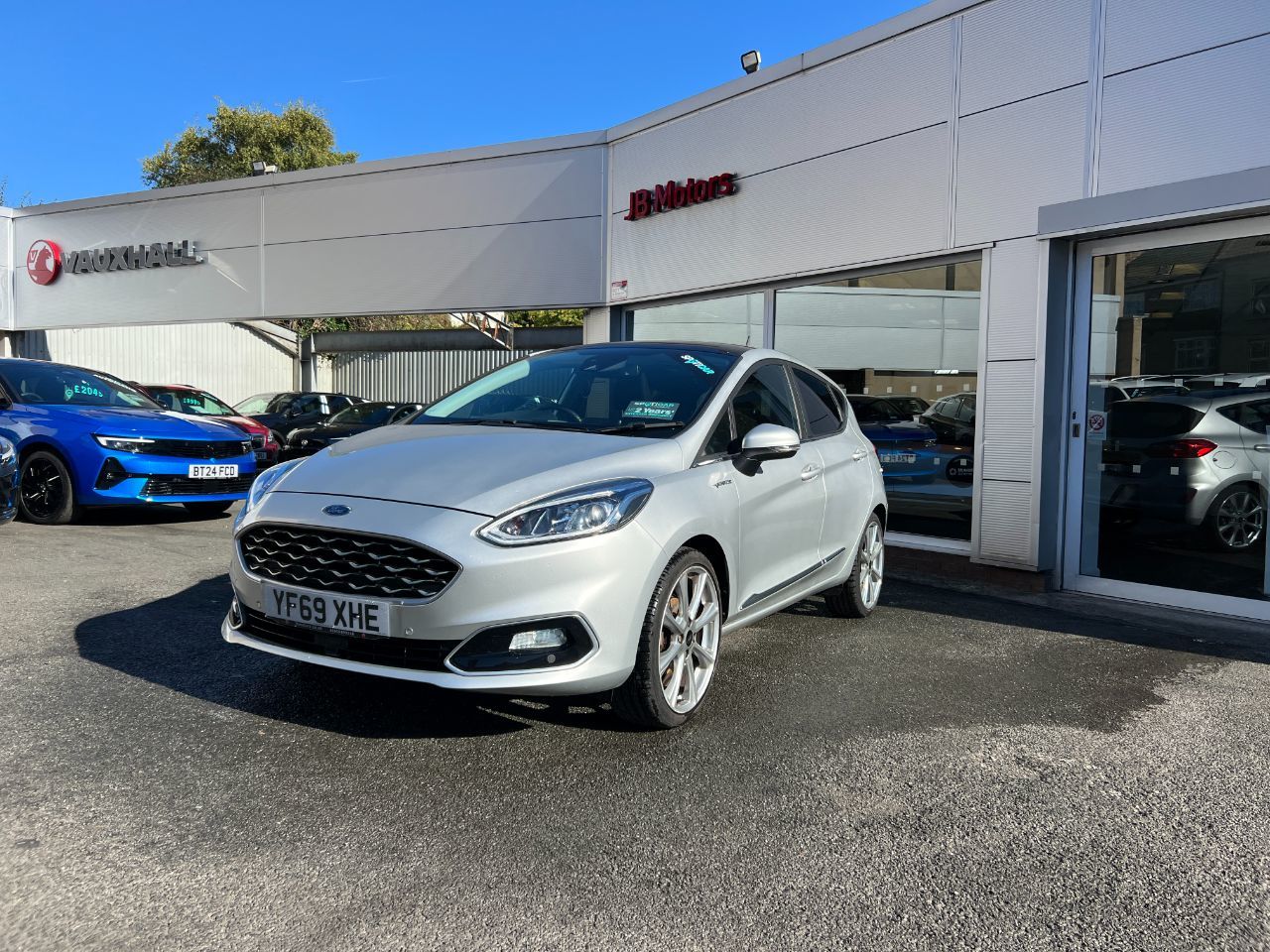 2019 Ford Fiesta-Vignale