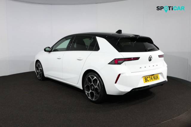 2025 Vauxhall Astra 1.2 Turbo 130 Ultimate 5dr 8-Speed Automatic**EX-MANAGMENT+TOP OF THE RANGE+AUTOMATIC**