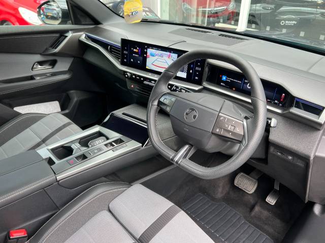2024 Vauxhall Grandland 1.2 Hybrid [136] GS 5dr e-DCT6 Automatic**NEW SHAPE+SAT NAV+HEATED SEATS+REAR CAMERA**