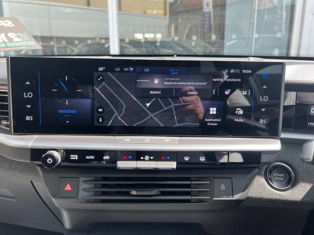 2025 Vauxhall Grandland 1.2 Hybrid 145 GS [Intelli-LED] 5dr e-DCT6**EX-DEMO+HYBRID+SAT NAV+HEATED SEATS**