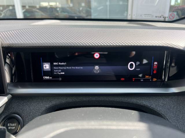 2025 Vauxhall Grandland 1.2 Hybrid 145 GS [Intelli-LED] 5dr e-DCT6**EX-DEMO+HYBRID+SAT NAV+HEATED SEATS**