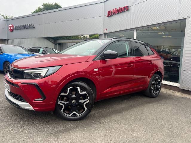 Vauxhall Grandland 1.2 Turbo Ultimate 6-Speed Manual 5dr**1 OWNER+FULL VAUXHALL HISTORY** Hatchback Petrol Carmin Red