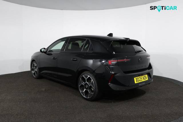 2025 Vauxhall Astra 1.2 Turbo 130 Ultimate 5dr 8-Speed Automatic***HEADS UP DISPLAY+REAR CAMERA**