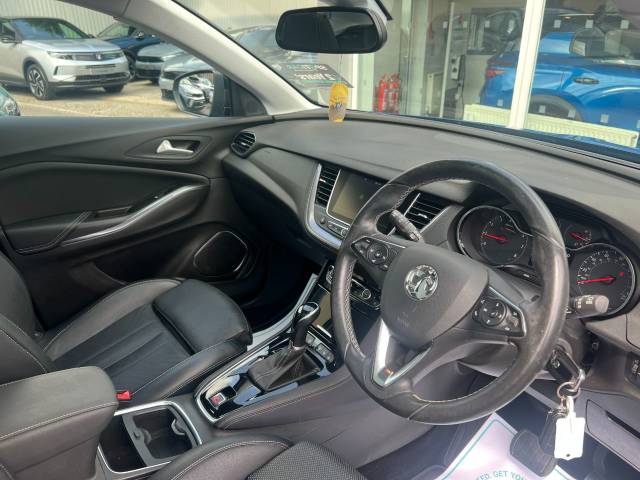 2019 Vauxhall Grandland X 1.2 Turbo Elite Nav 5dr 8-Speed Automatic**FULL LEATHER+PAN ROOF+SAT NAV+SPARE WHEEL**
