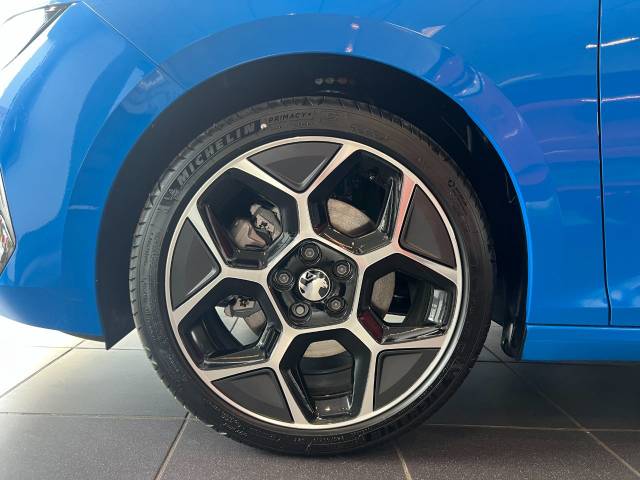 2026 Vauxhall Astra 1.2 Ultimate Hybrid (145PS) E-DCT6 Automatic 5Dr**BRAND NEW IN STOCK+NEW MODEL+TOP OF THE RANGE**