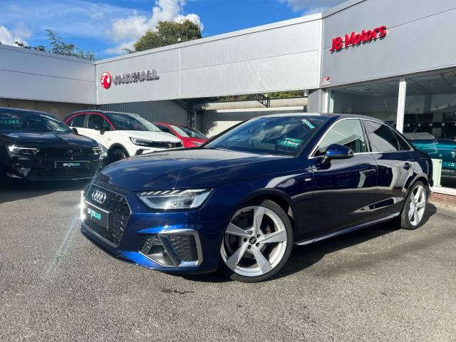 Audi A4 2.0 40 TFSI S Line 4dr S Tronic 7-Speed Automatic**FULL DEALER HISTORY+AUTOMATIC** Saloon Petrol Navarra Blue