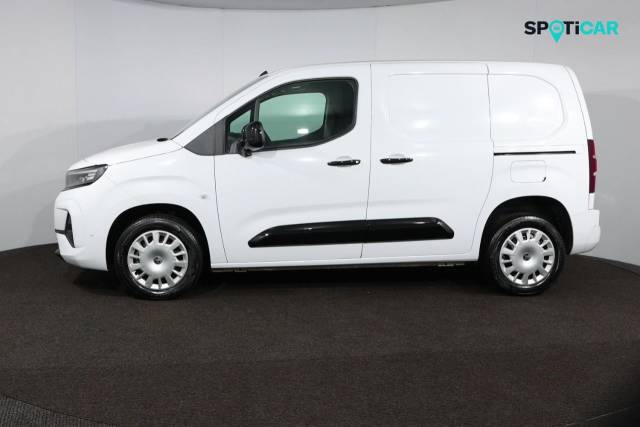 2025 Vauxhall Combo Cargo 1.5 Turbo D 100ps Pro H1 Van
